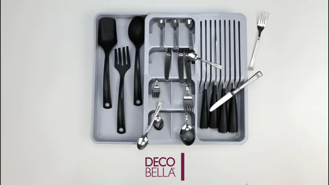 Use frame from the official 50861 expandable cutlery organiser campaign film