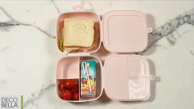 Open-product frame from the official 81140 double-lid lunchbox campaign film